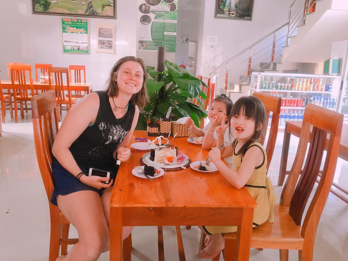 An Binh Homestay Фонгня Экстерьер фото